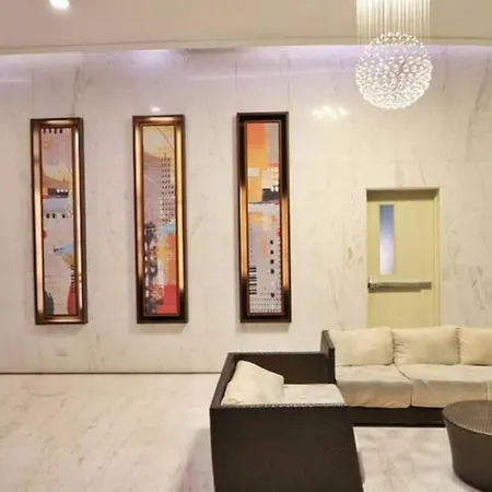 2 Bedroom Loft-Type Condo Fort Victoria Manila Exterior photo